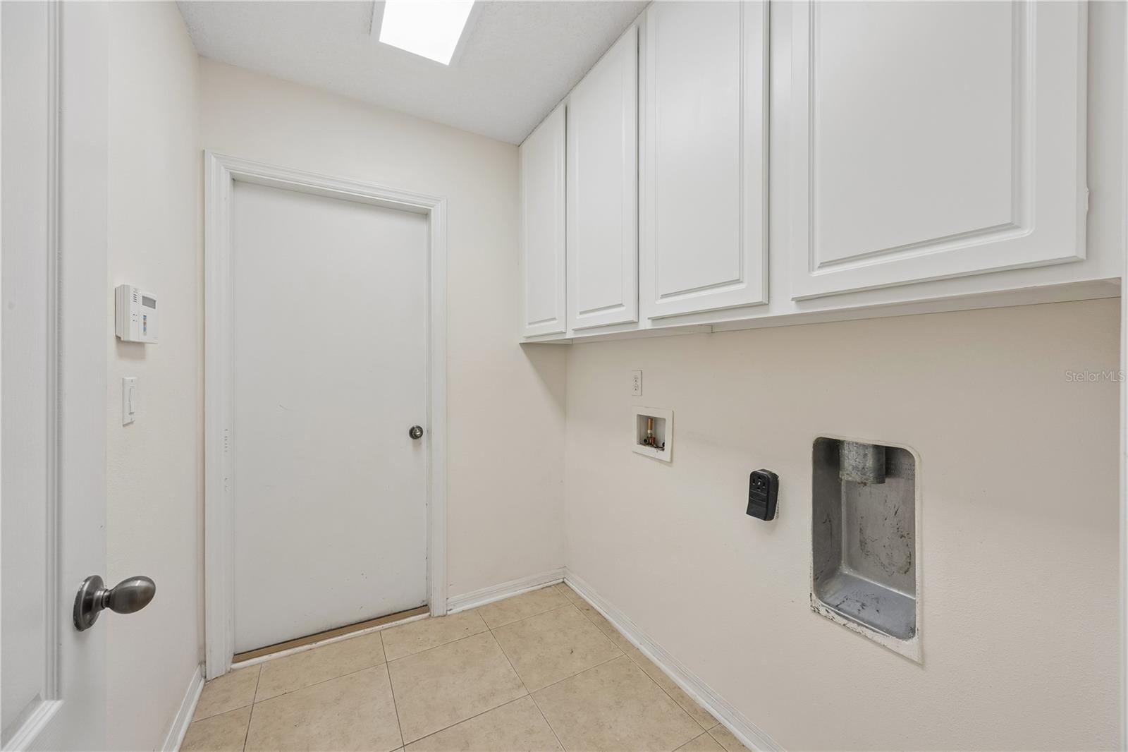 WORTHINGTON OAKS/OAKLEAF - Residential