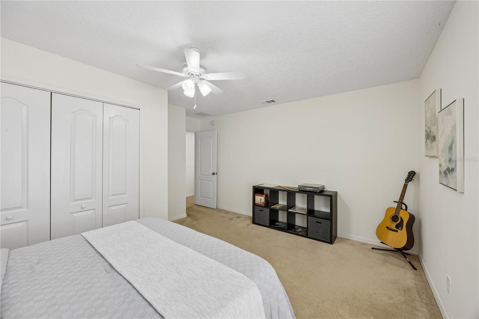 WORTHINGTON OAKS/OAKLEAF - Residential