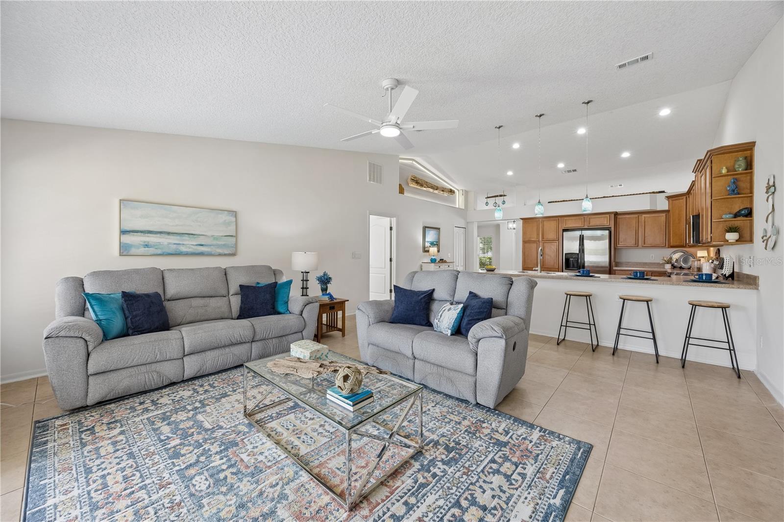 WORTHINGTON OAKS/OAKLEAF - Residential