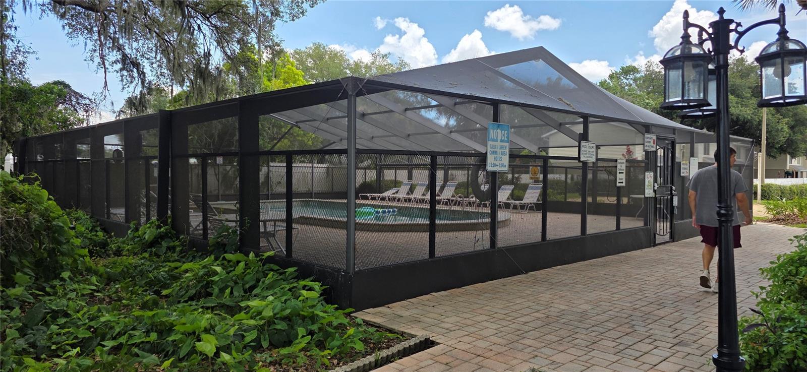 TALIA CONDO - Residential