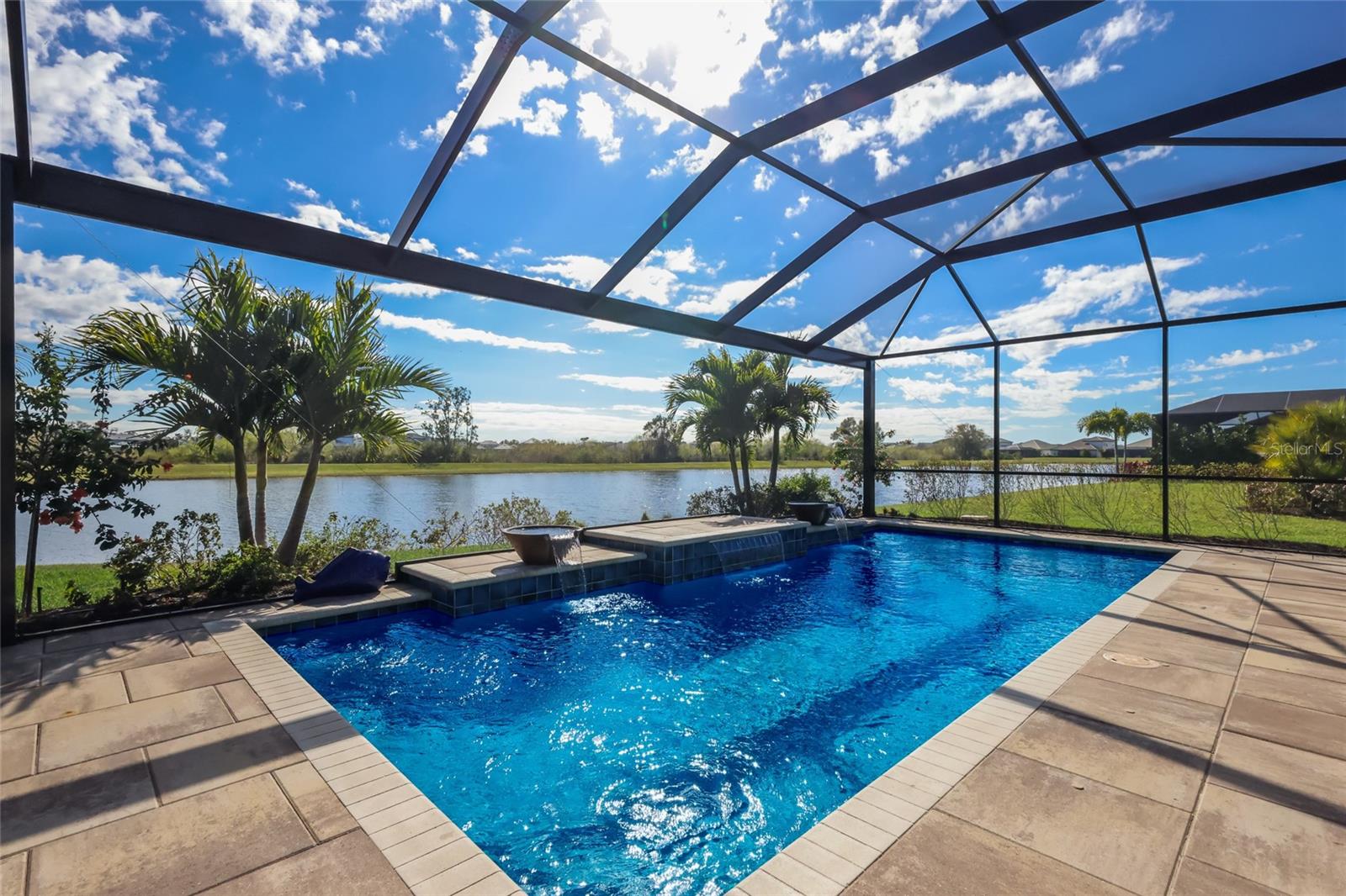 SWEETWATER AT LAKEWOOD RANCH PH I & II - Residential