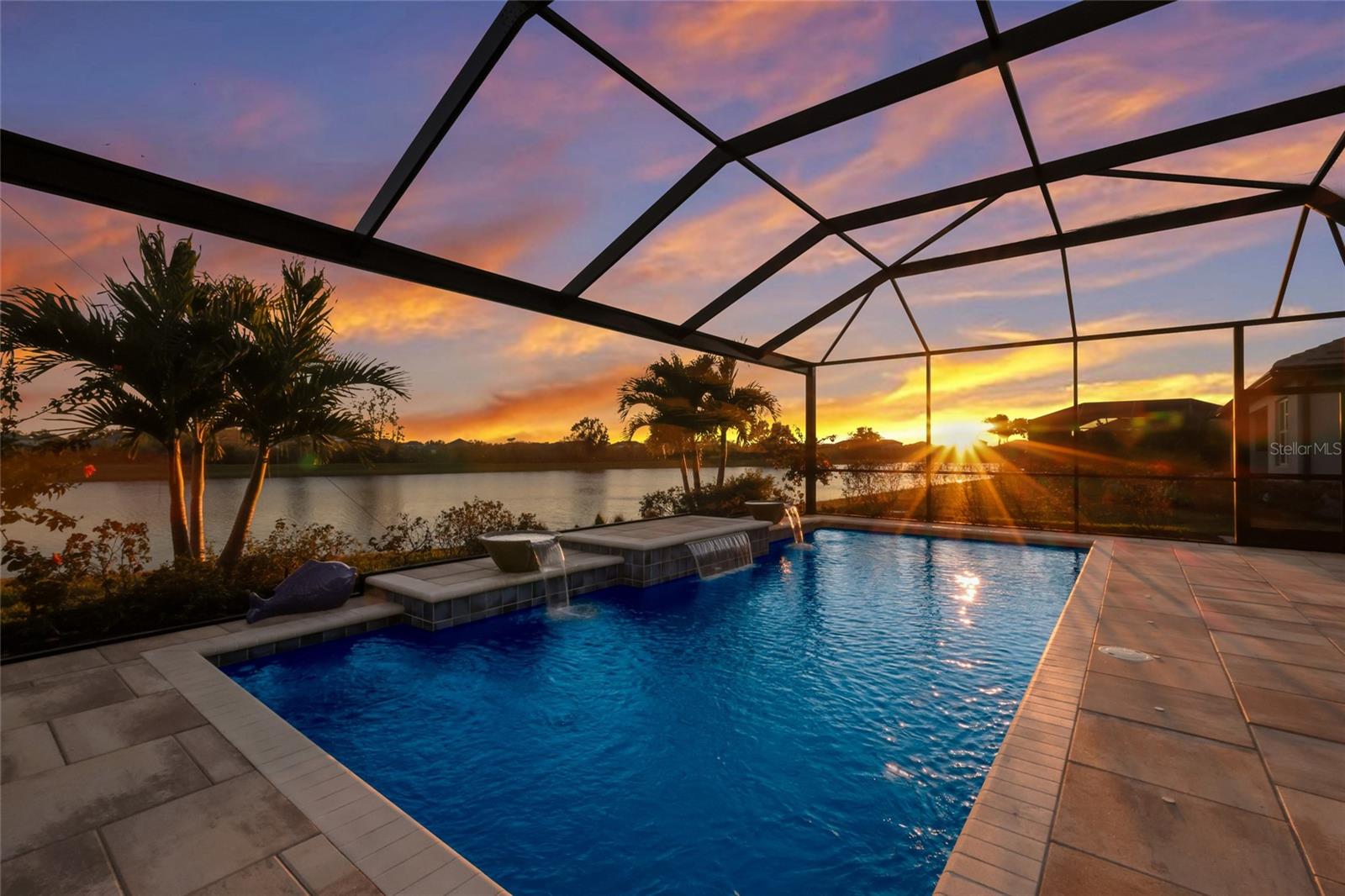 SWEETWATER AT LAKEWOOD RANCH PH I & II - Residential