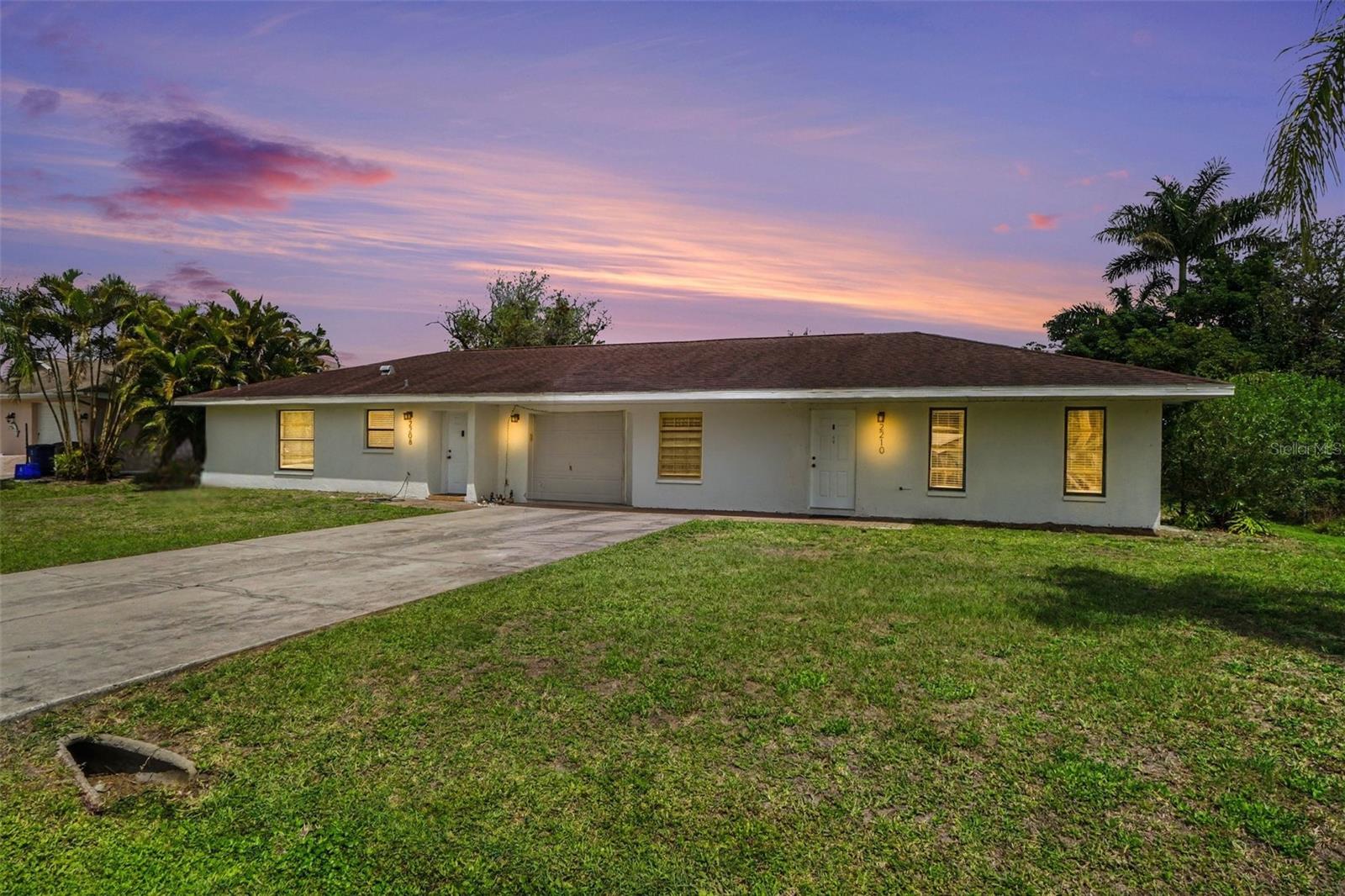 PARADISE SHORES - Residential Income