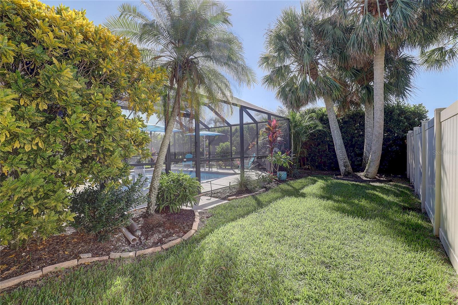 GULF GATE EAST - Residential