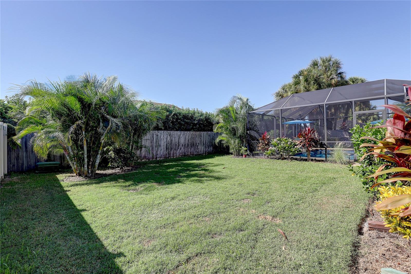 GULF GATE EAST - Residential