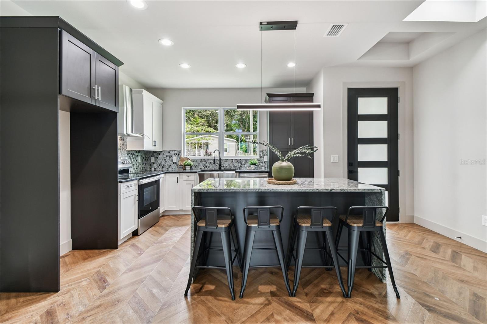 LAKE VIEW HEIGHTS - Residential