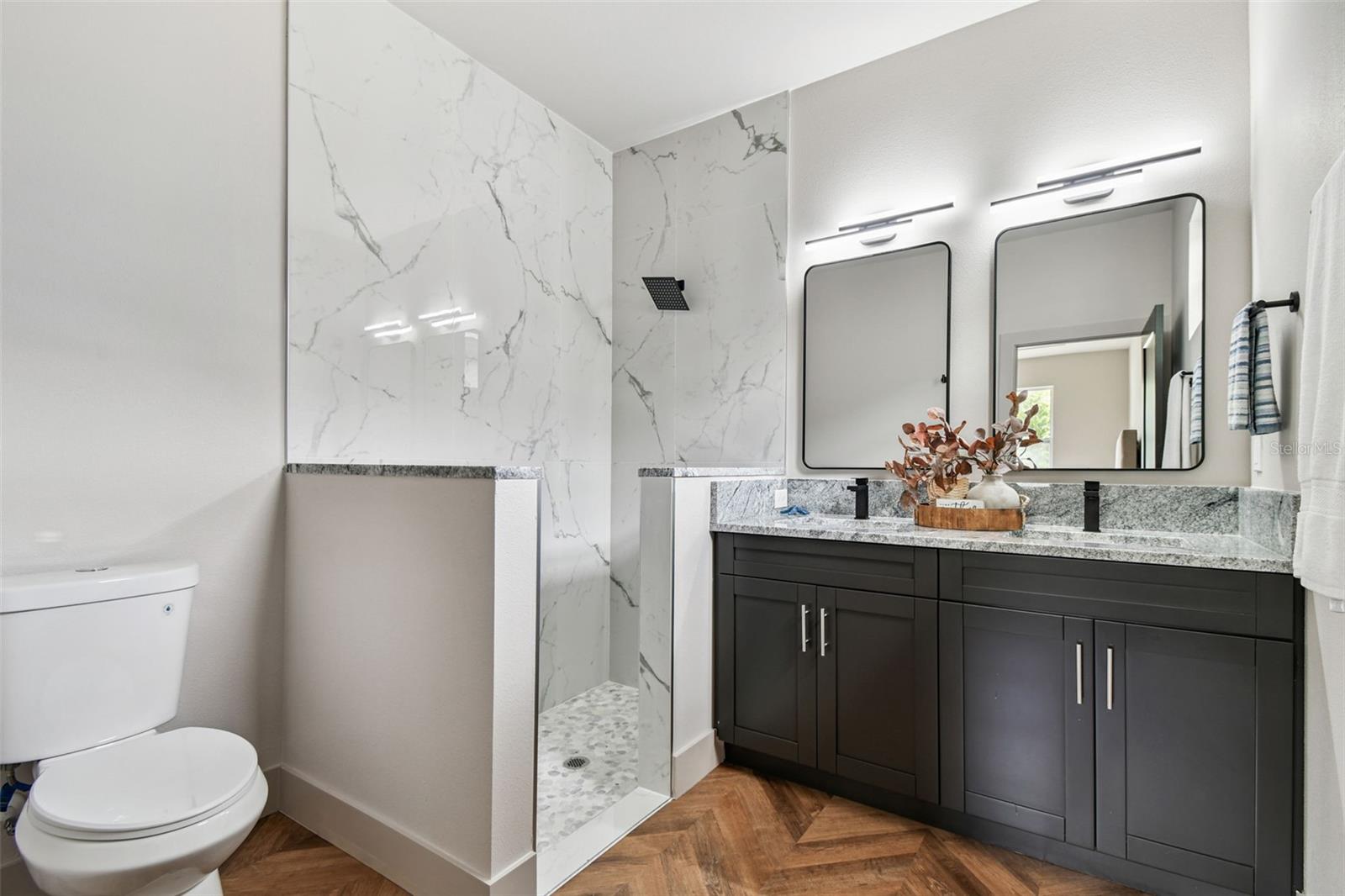 LAKE VIEW HEIGHTS - Residential