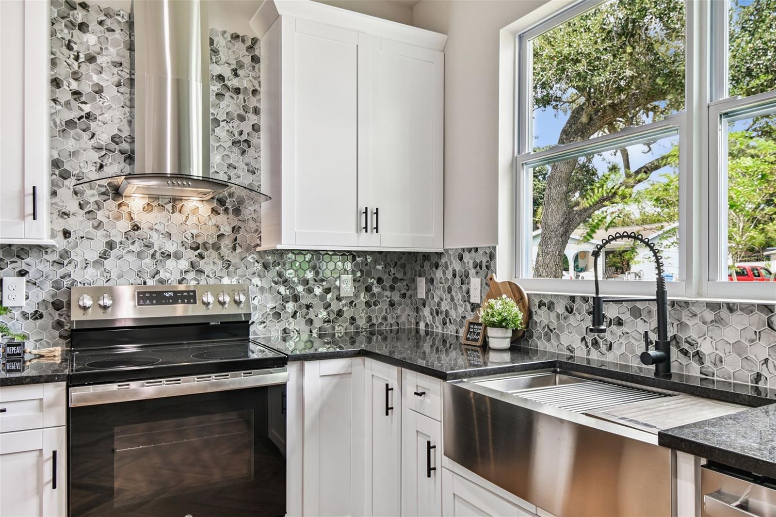 LAKE VIEW HEIGHTS - Residential
