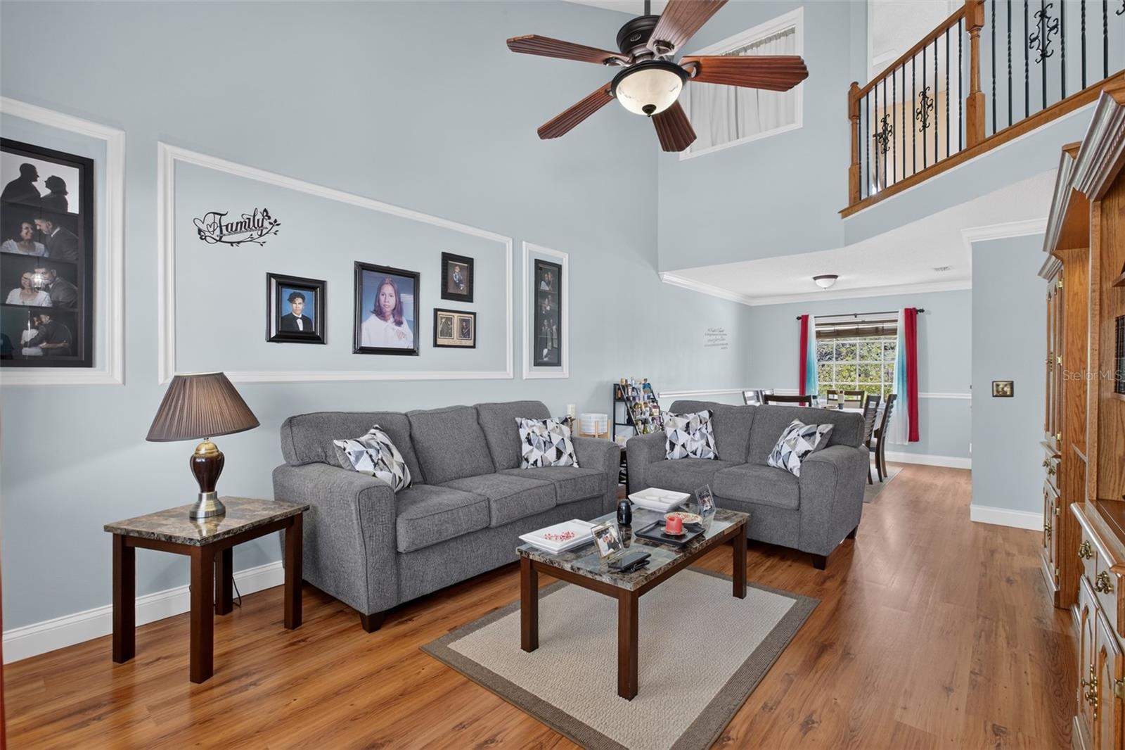 COUNTRY LANE - Residential