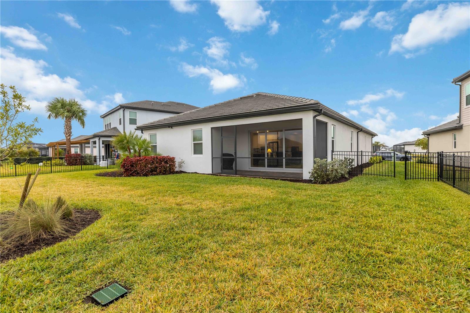 SWEETWATER AT LAKEWOOD RANCH PH I & II - Residential