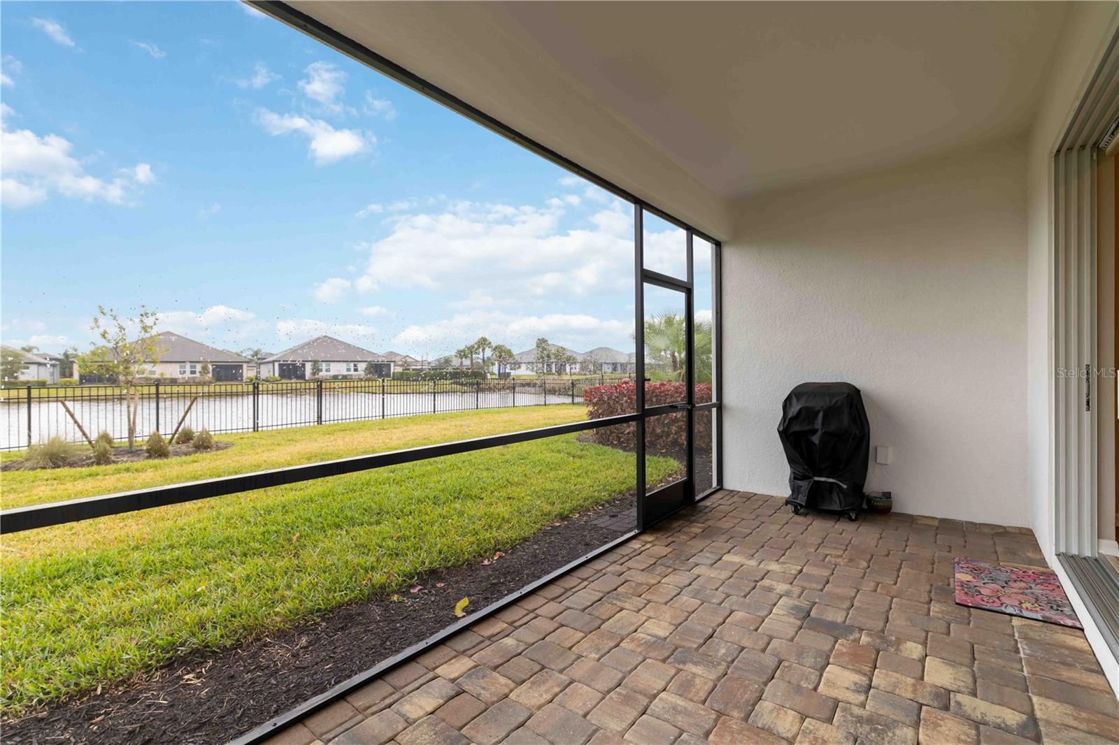 SWEETWATER AT LAKEWOOD RANCH PH I & II - Residential