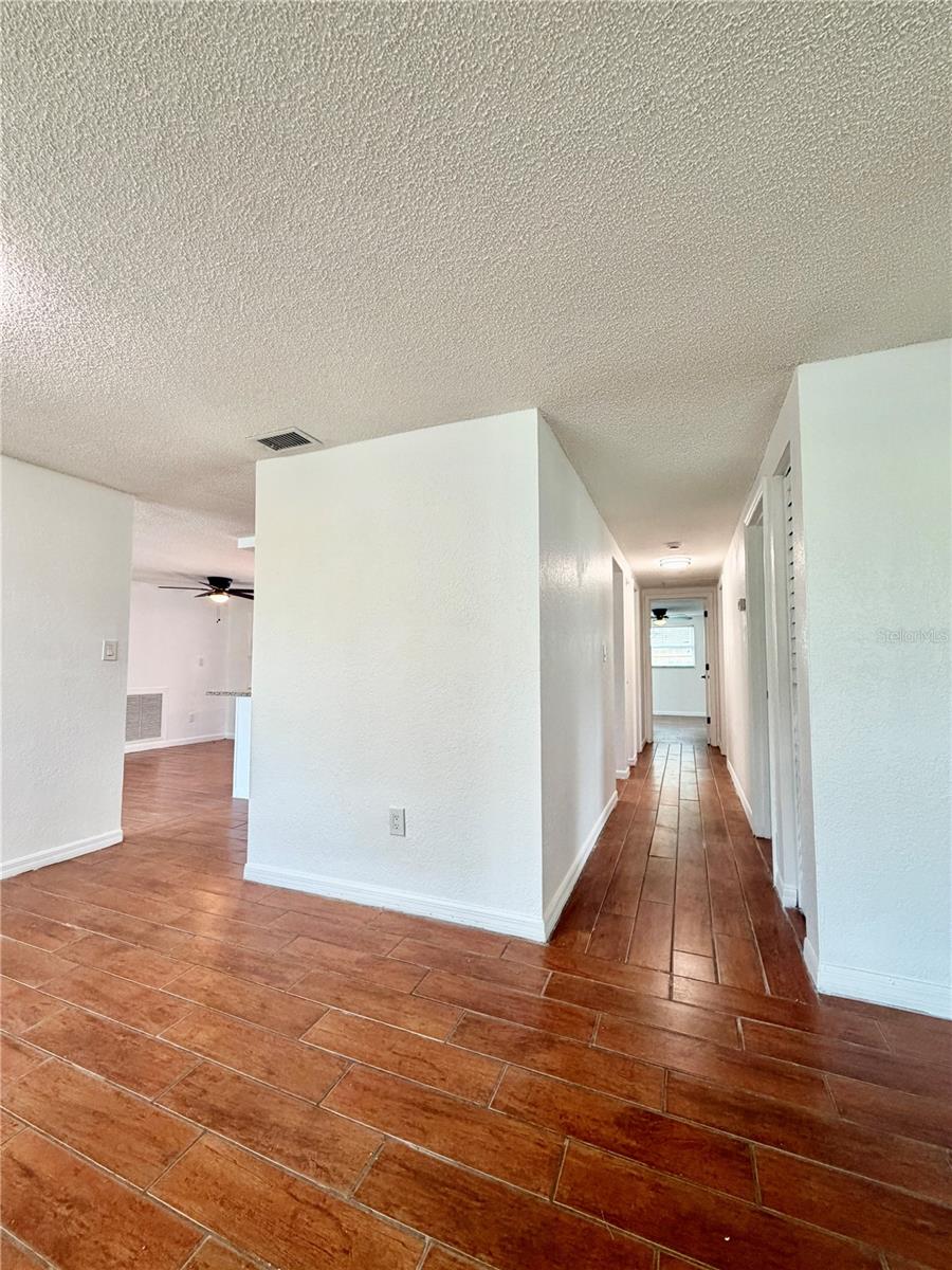 SEVEN SPGS HOMES - Residential Lease