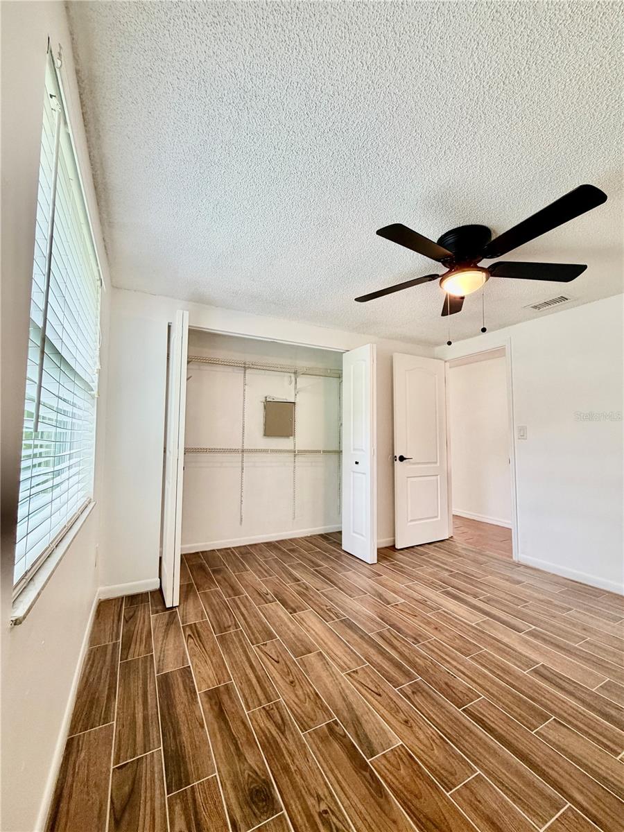 SEVEN SPGS HOMES - Residential Lease