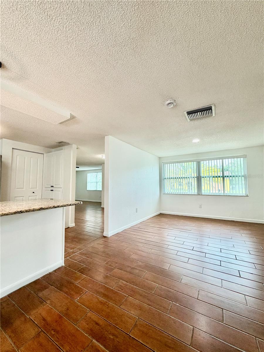 SEVEN SPGS HOMES - Residential Lease