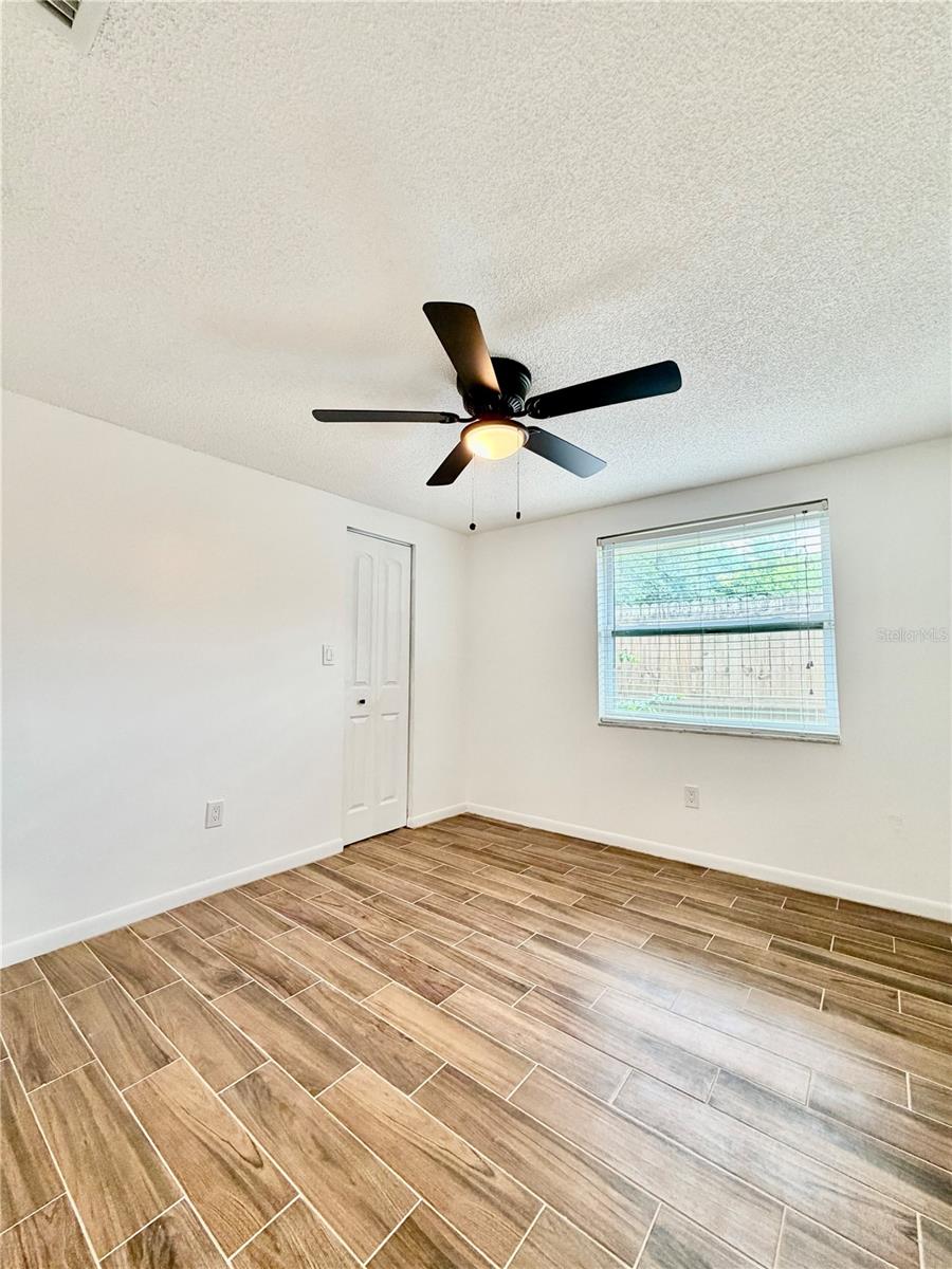 SEVEN SPGS HOMES - Residential Lease
