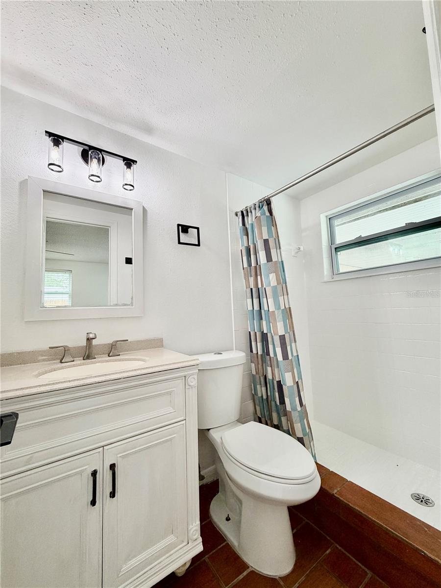 SEVEN SPGS HOMES - Residential Lease