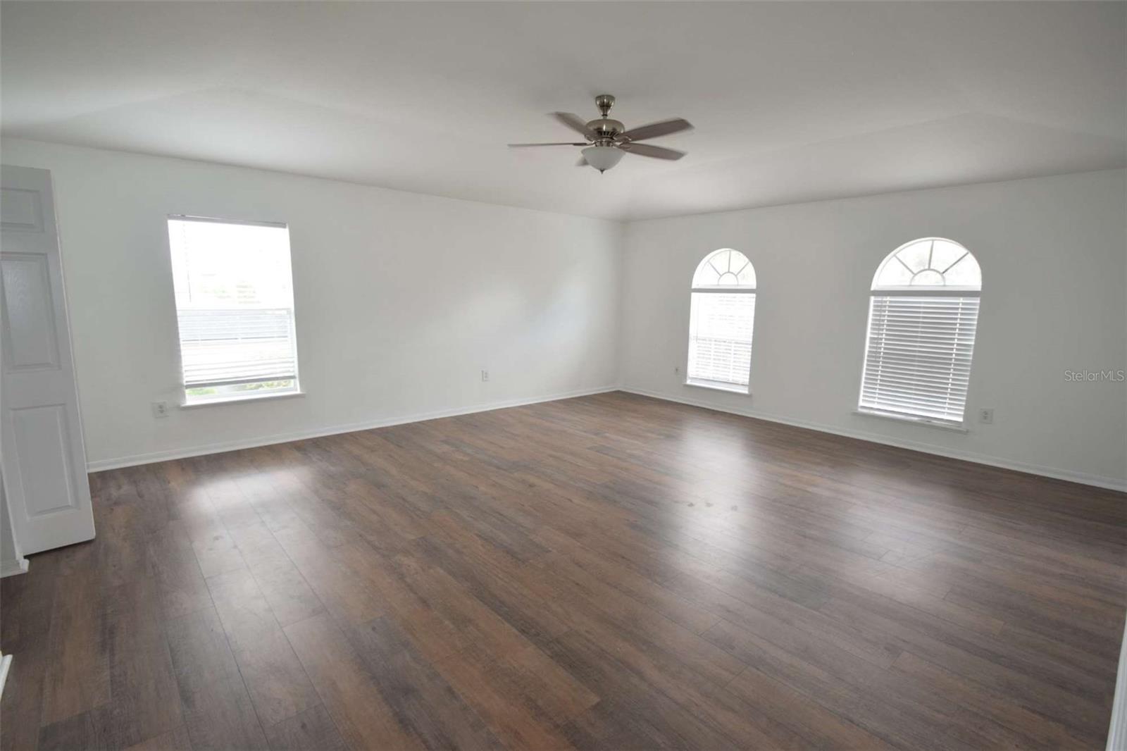 SPANISH OAKS - Residential Lease