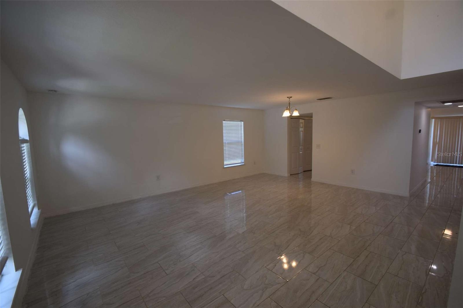 SPANISH OAKS - Residential Lease