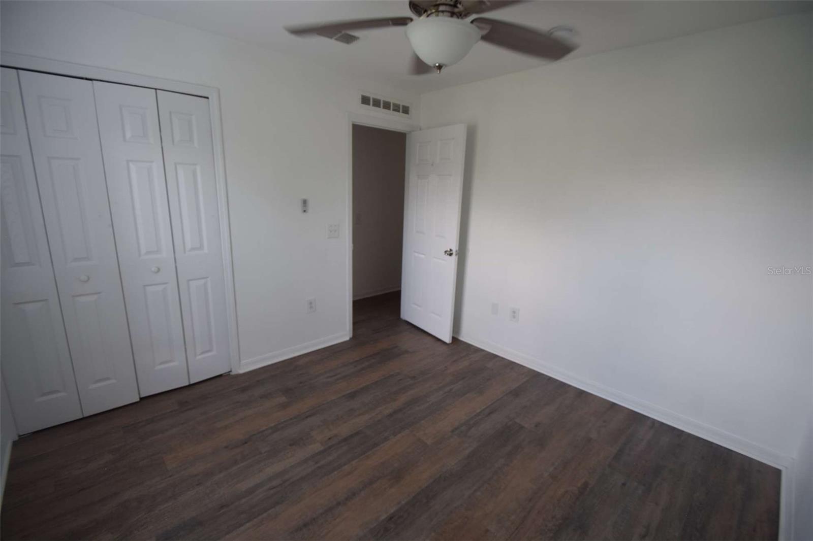 SPANISH OAKS - Residential Lease