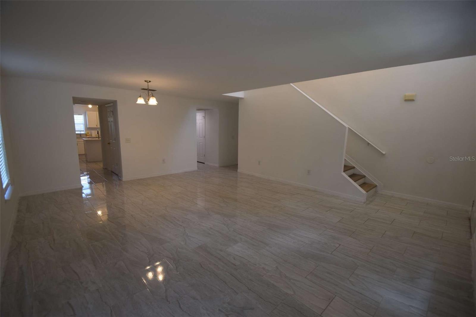 SPANISH OAKS - Residential Lease