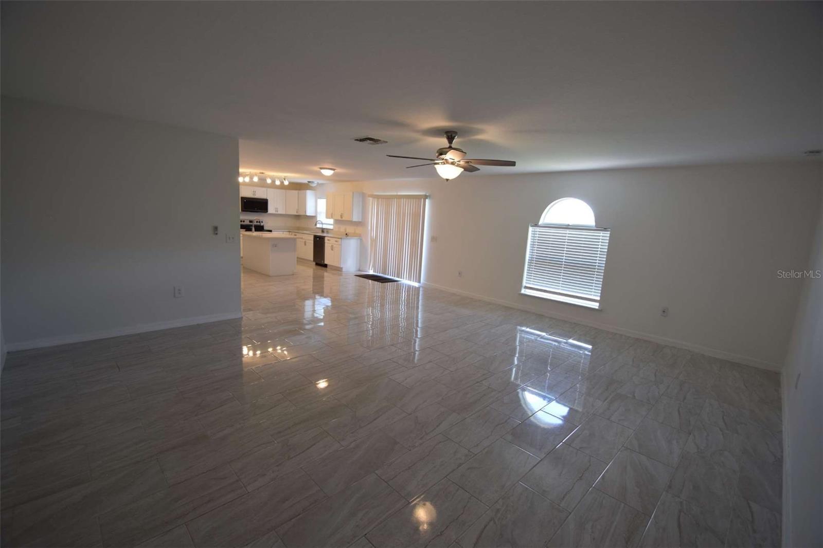 SPANISH OAKS - Residential Lease