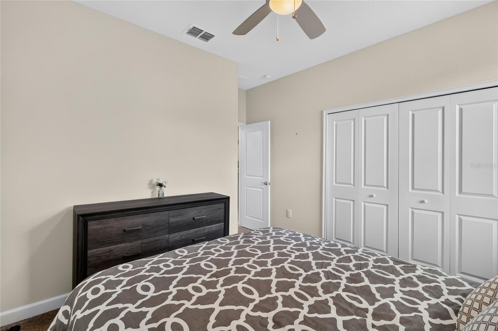 TRADITIONS PH 02 - Residential