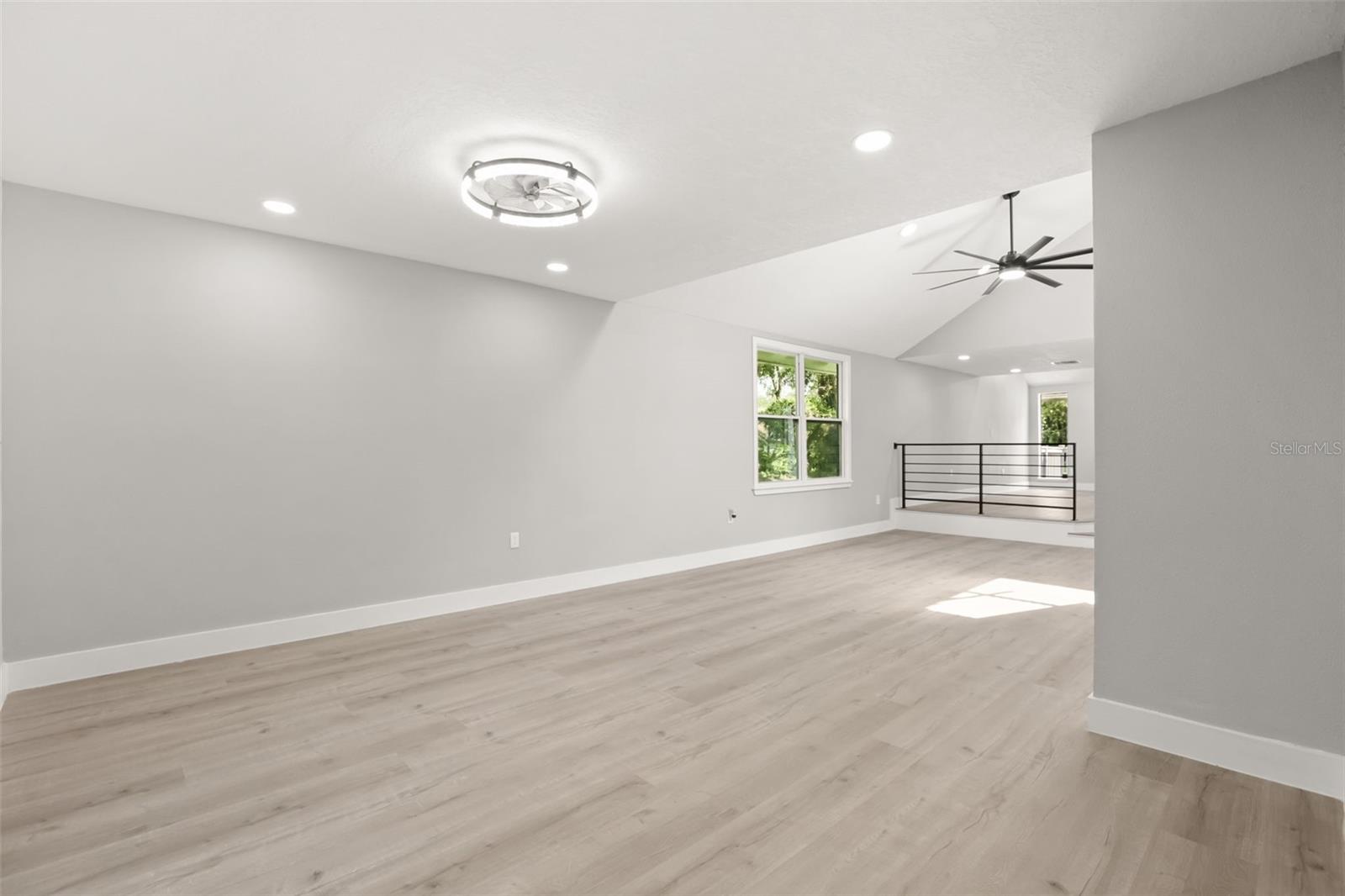 WEST ALTAMONTE HEIGHTS SEC 3 - Residential