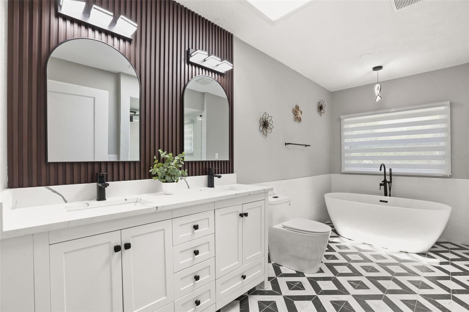 WEST ALTAMONTE HEIGHTS SEC 3 - Residential