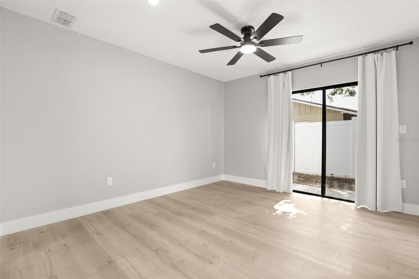 WEST ALTAMONTE HEIGHTS SEC 3 - Residential