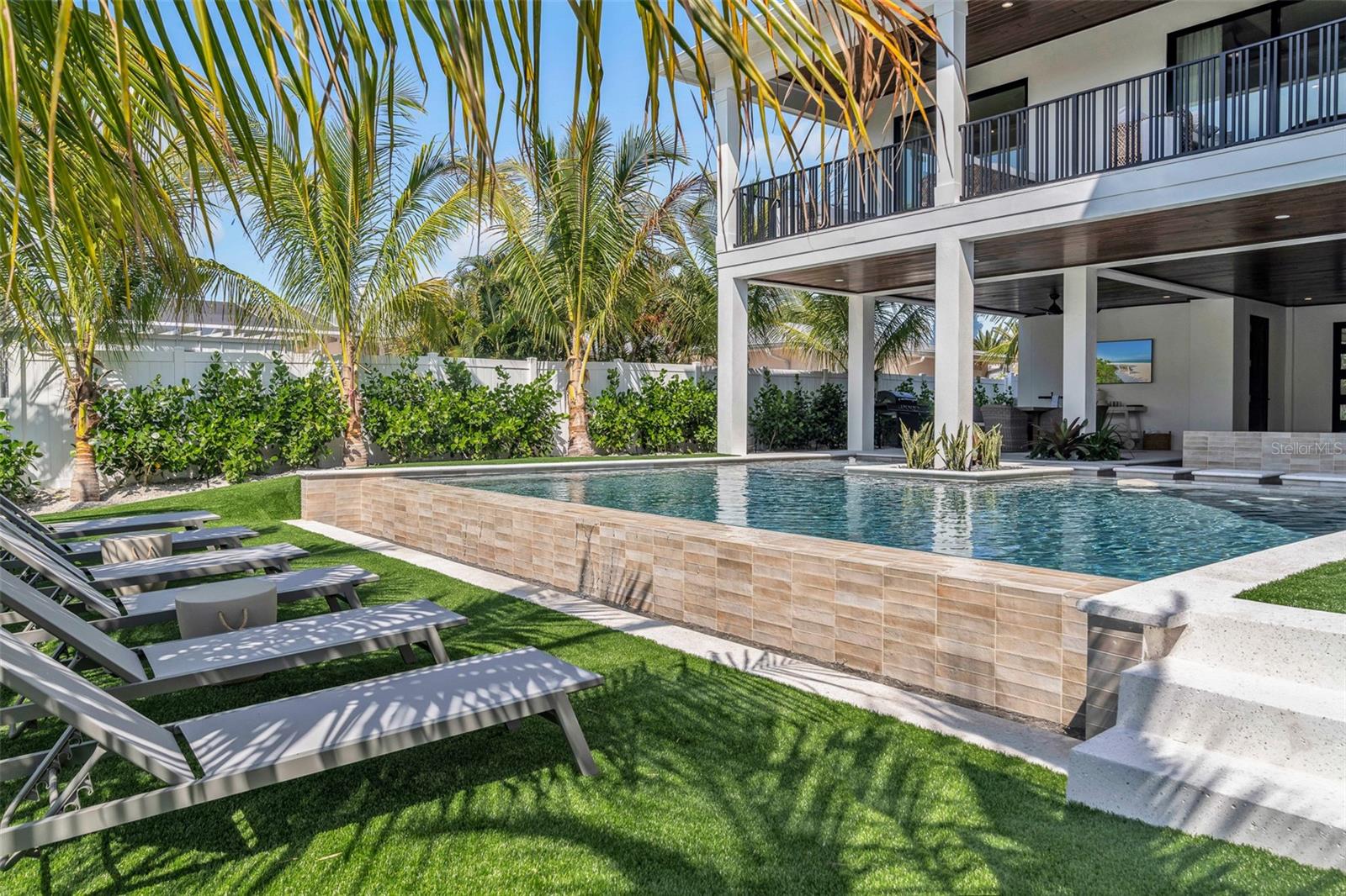 BIMINI BAY ESTATES - Residential