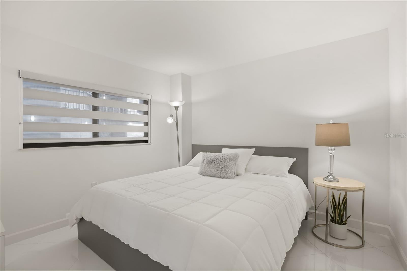 SEASCAPE TOWERS CONDO PH 01 - Residential
