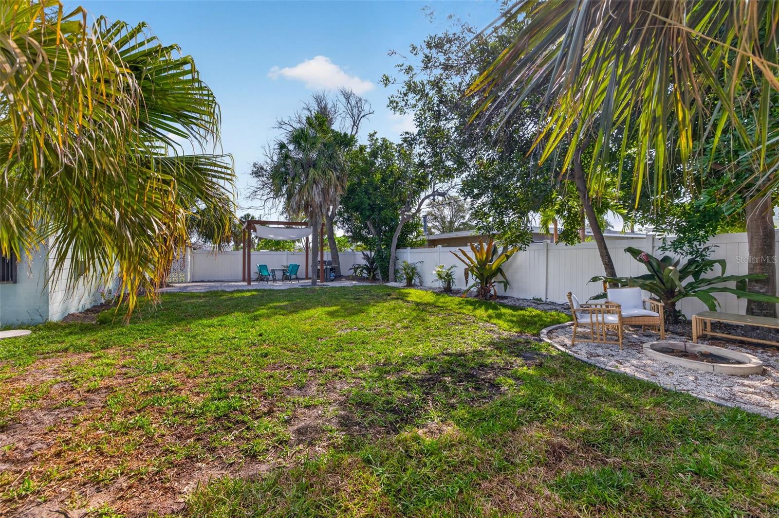 ST PETERSBURG BEACH NORTH UNIT 7 - Residential