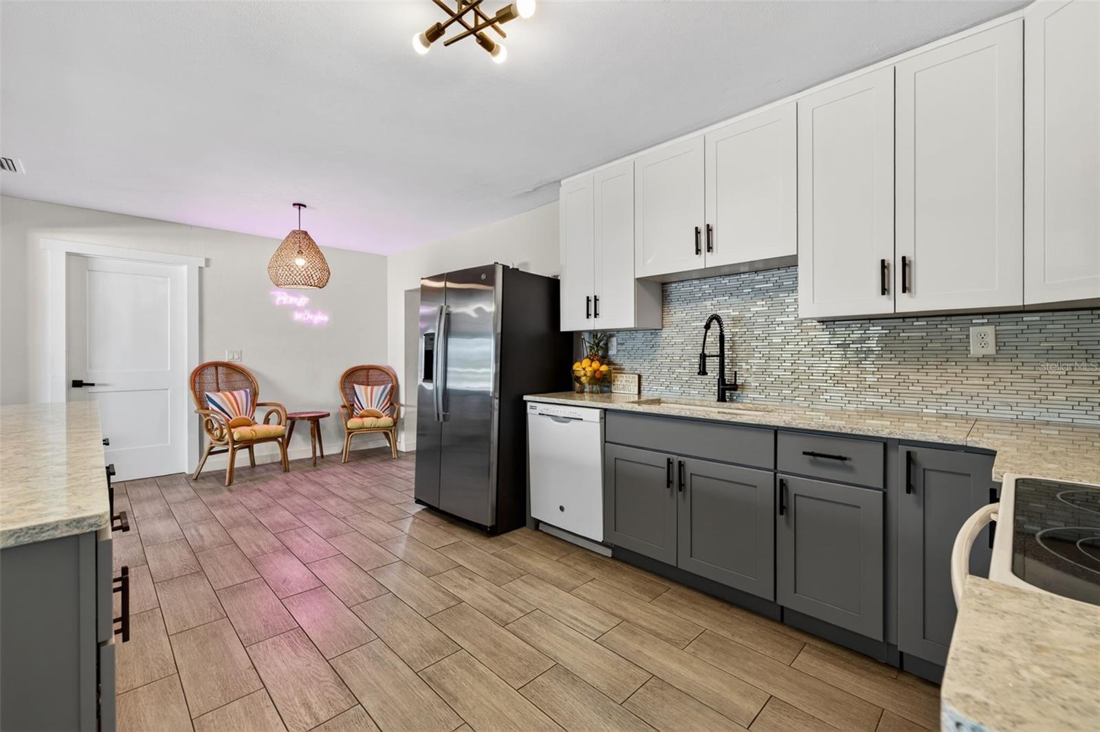 ST PETERSBURG BEACH NORTH UNIT 7 - Residential