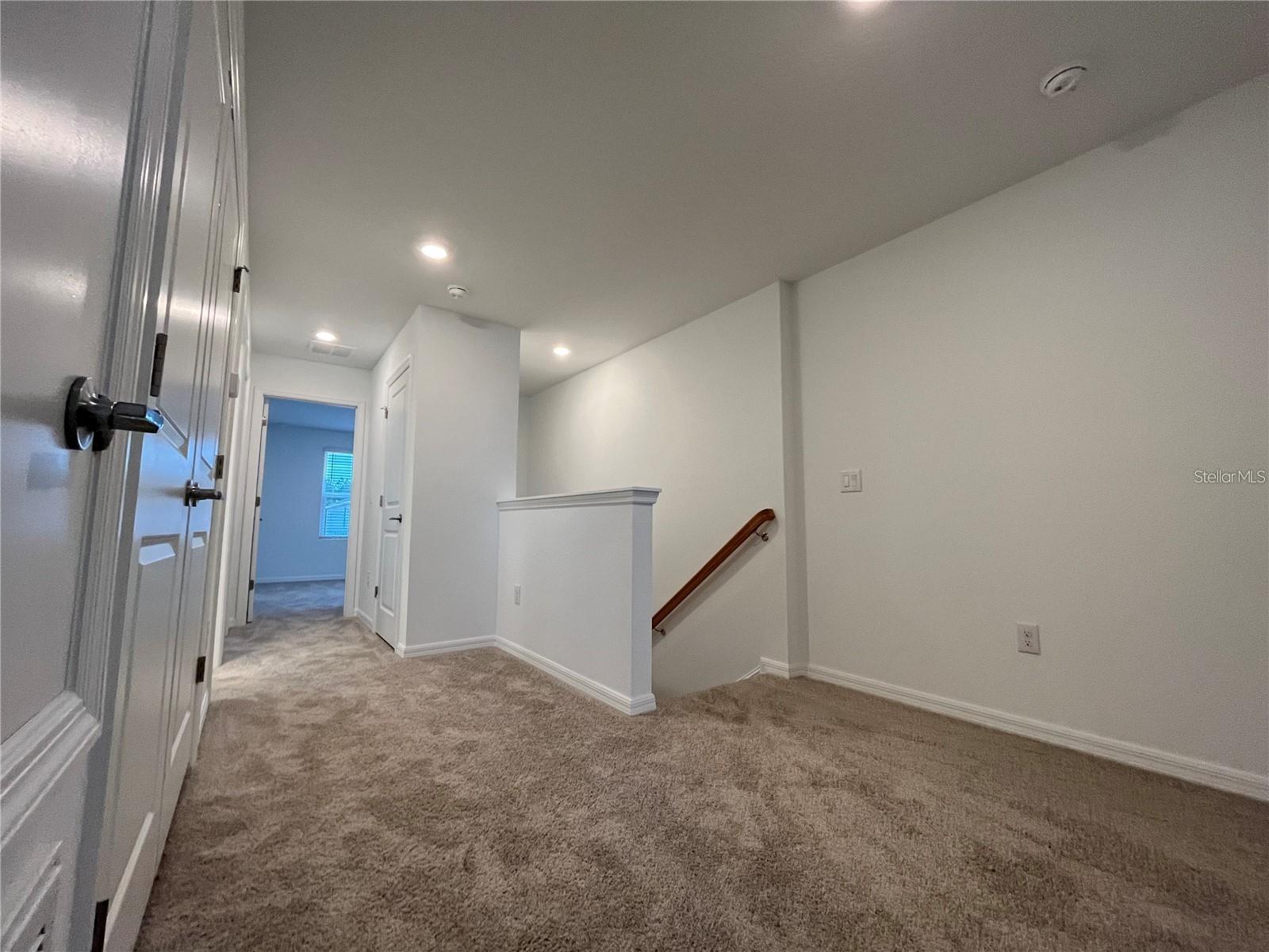 RIVER LNDG PH 2E-2F-3E - Residential Lease