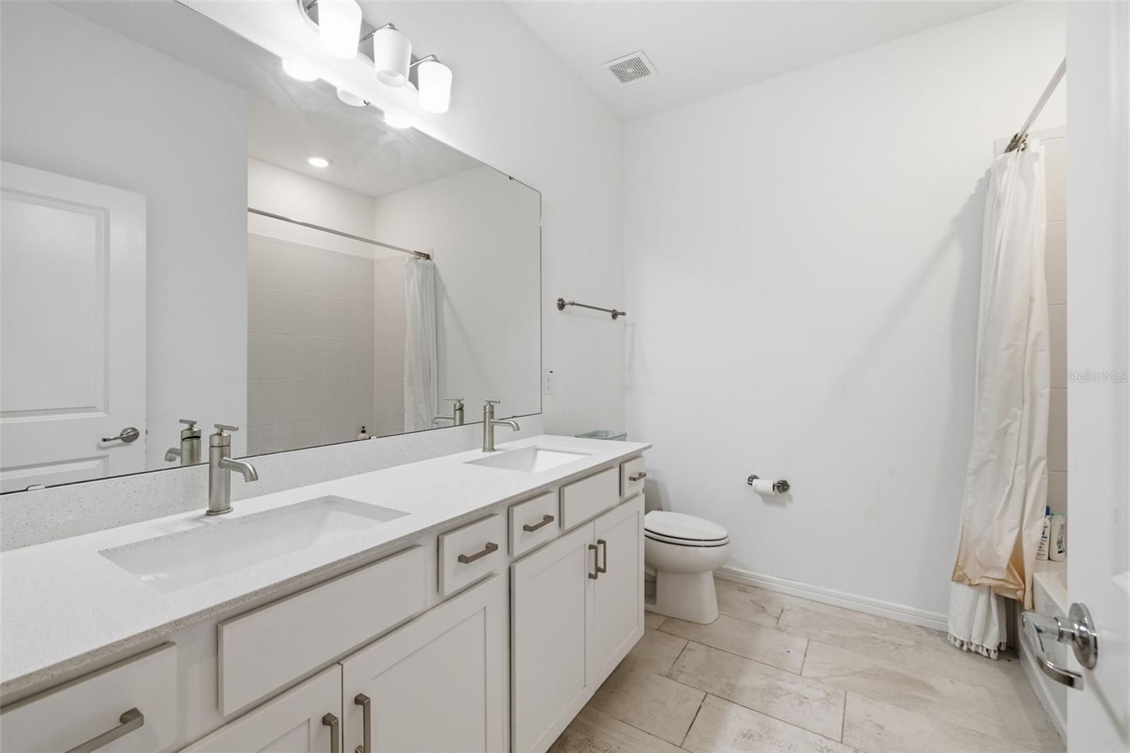 D0D | CEDARBROOK PHASES 4 AND 5 - Residential