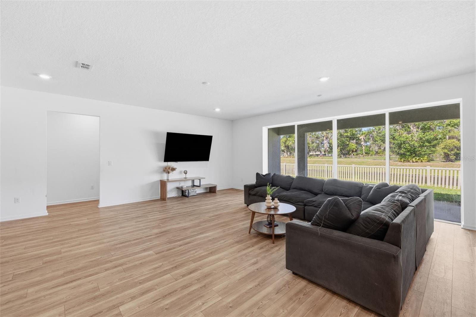D0D | CEDARBROOK PHASES 4 AND 5 - Residential
