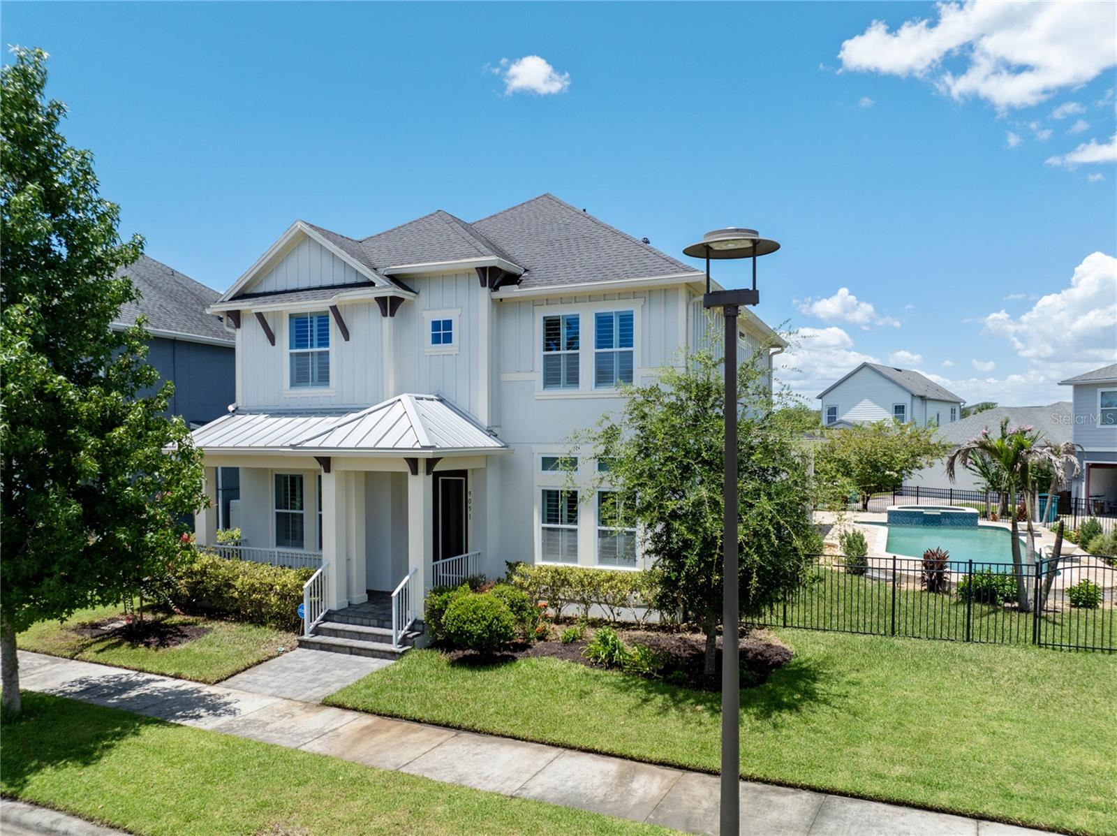 LAUREATE PARK - Residential