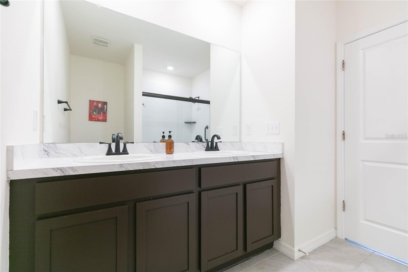 ASHBERRY VILLAGE PH 1 - Residential