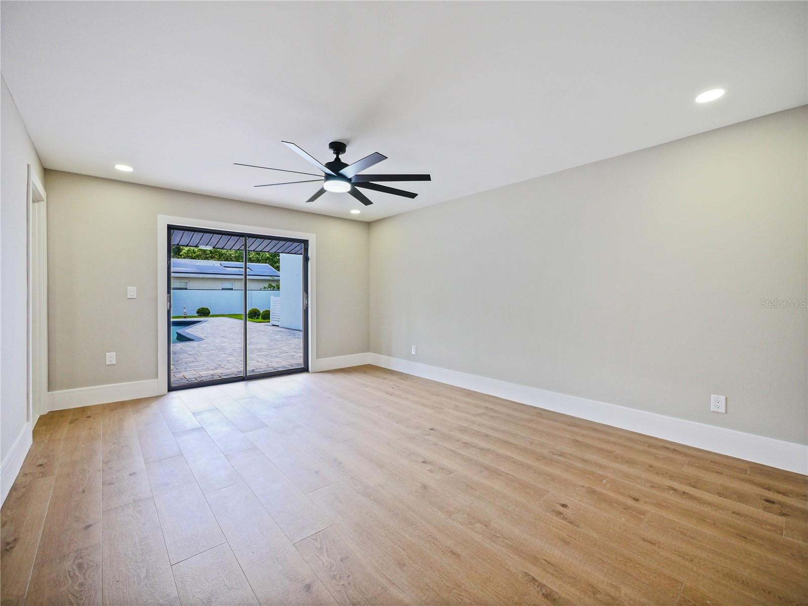 HIGHLAND PARK ESTATES FIRST ADD - Residential