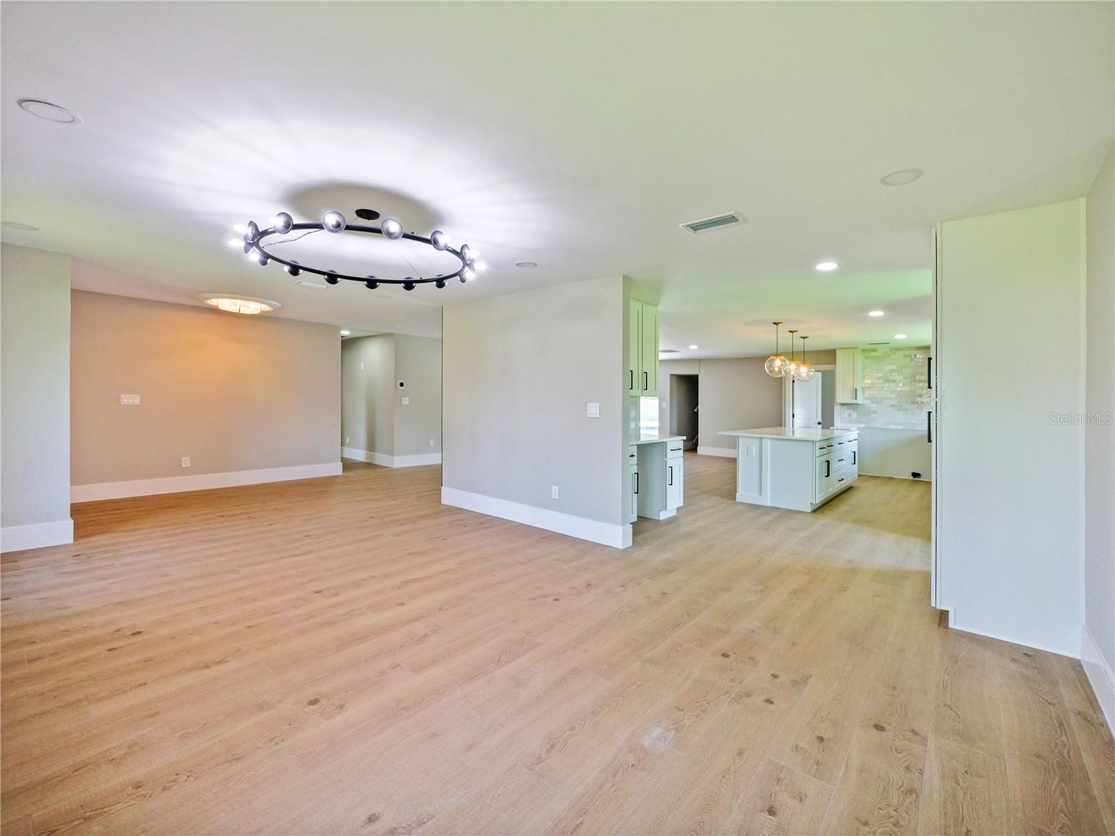 HIGHLAND PARK ESTATES FIRST ADD - Residential