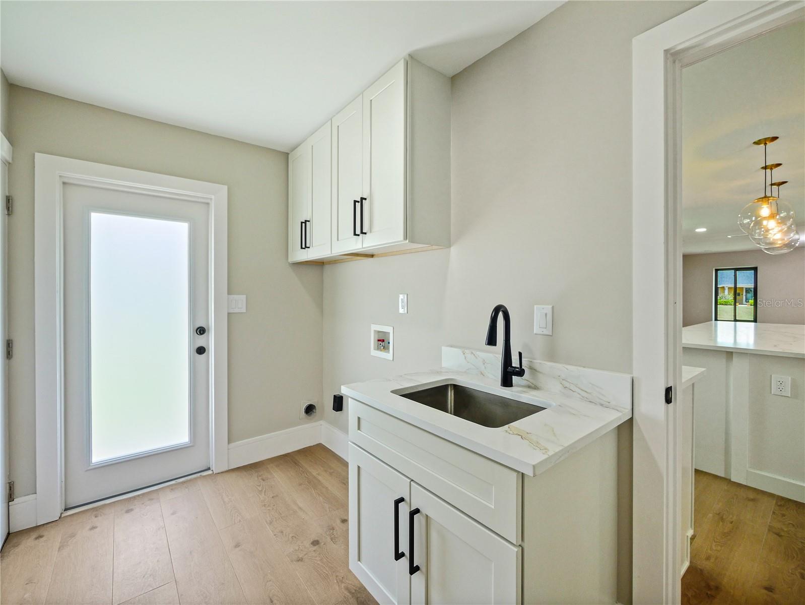 HIGHLAND PARK ESTATES FIRST ADD - Residential