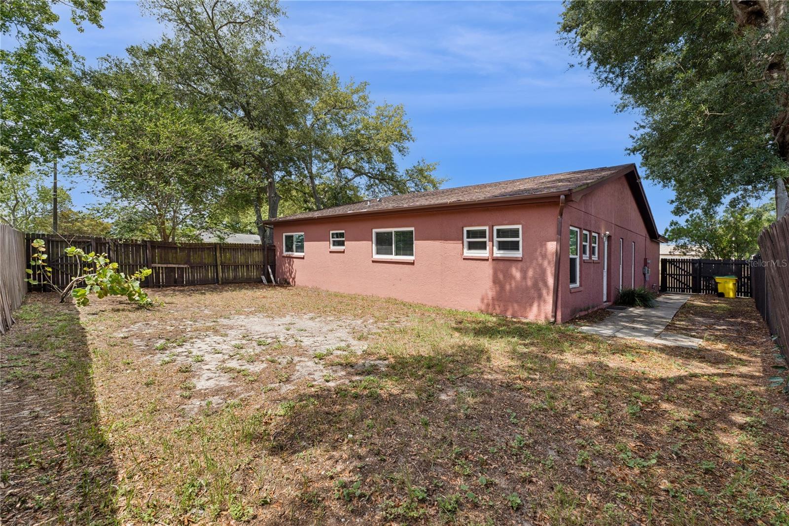 BEACON GROVES - Residential