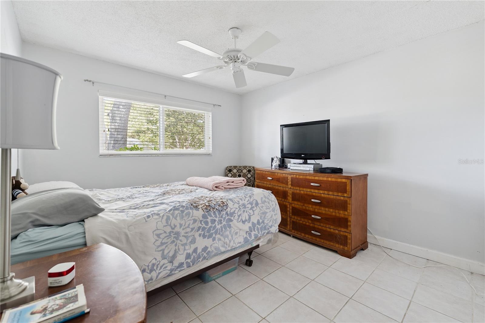 BEACON GROVES - Residential