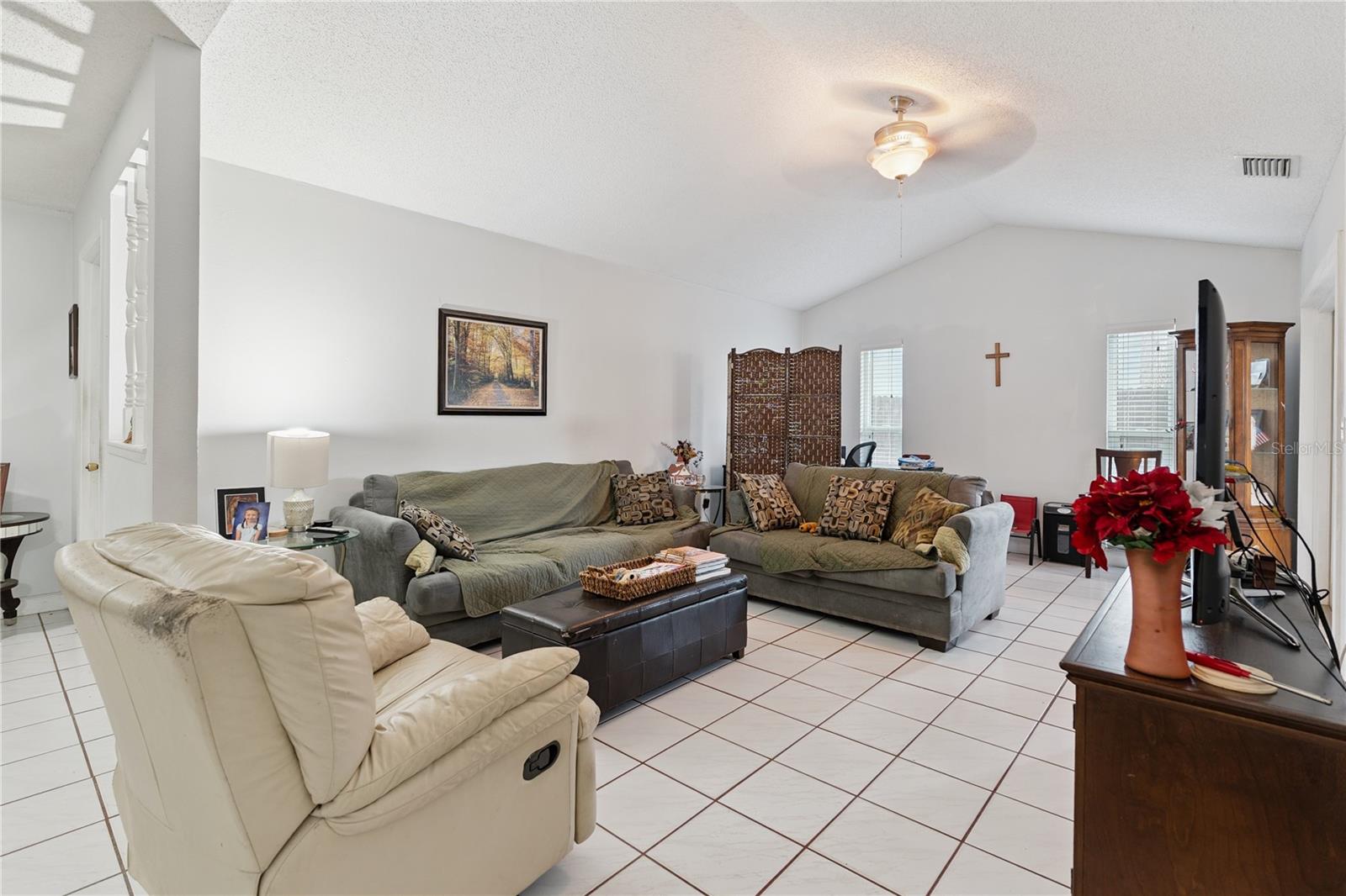 BEACON GROVES - Residential