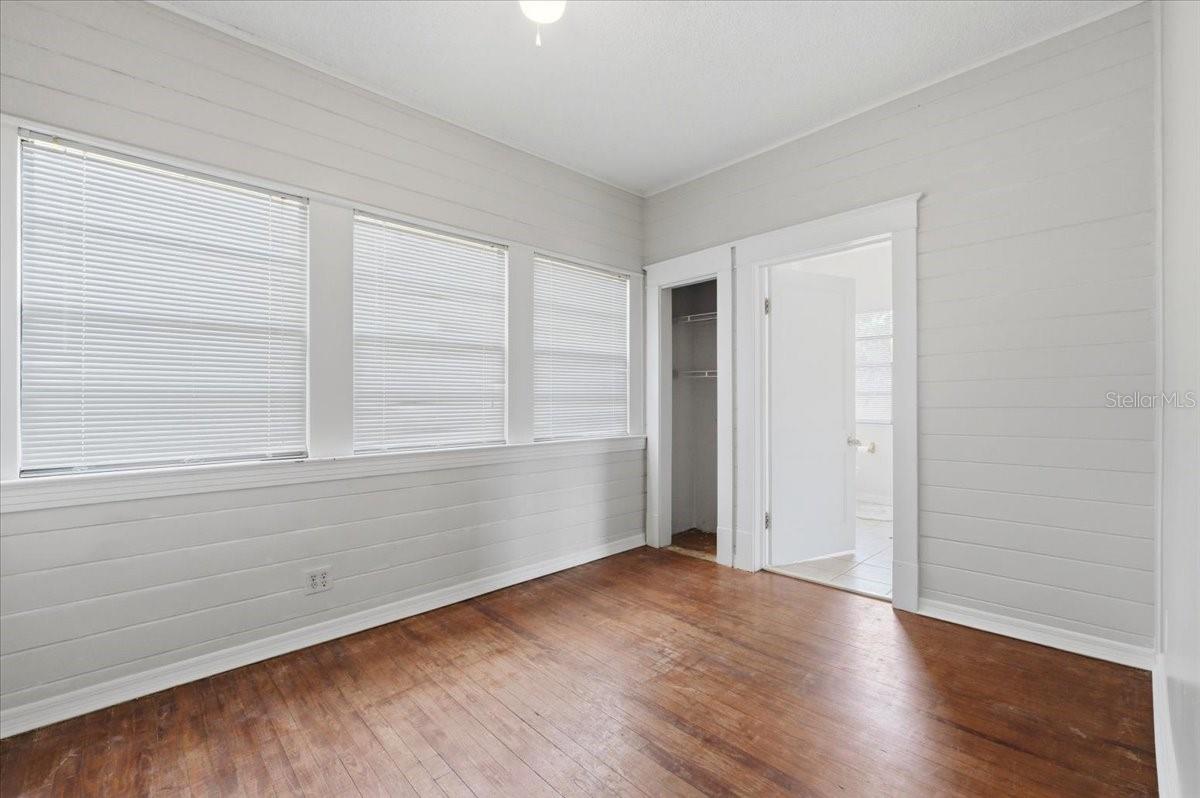 LYNNCREST SUB - Residential