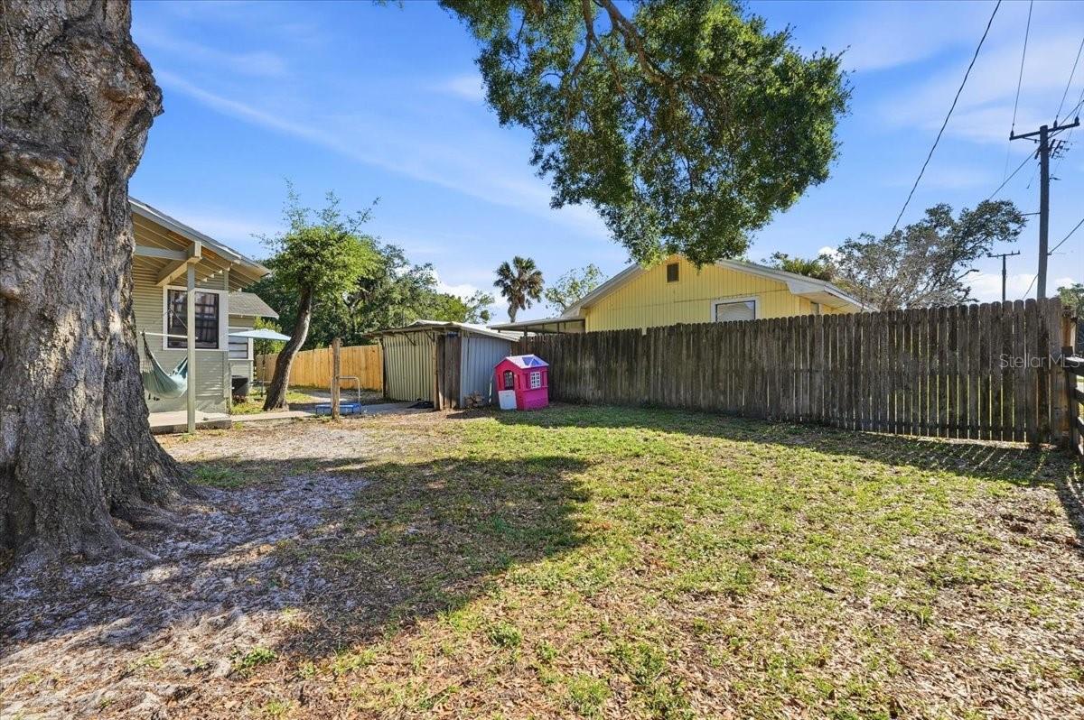 LYNNCREST SUB - Residential