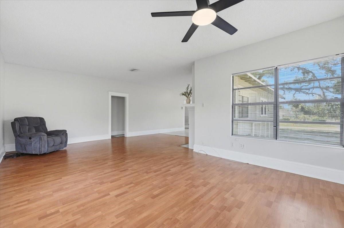 LYNNCREST SUB - Residential