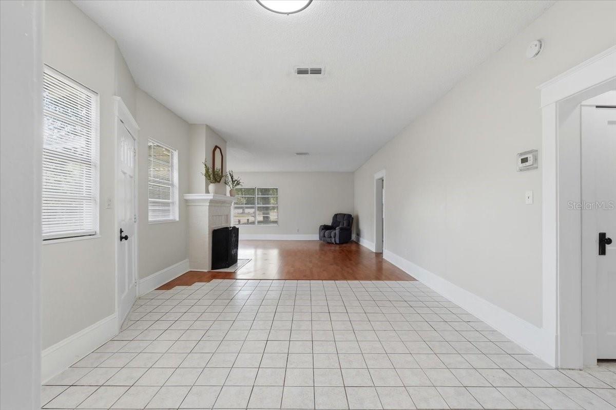 LYNNCREST SUB - Residential