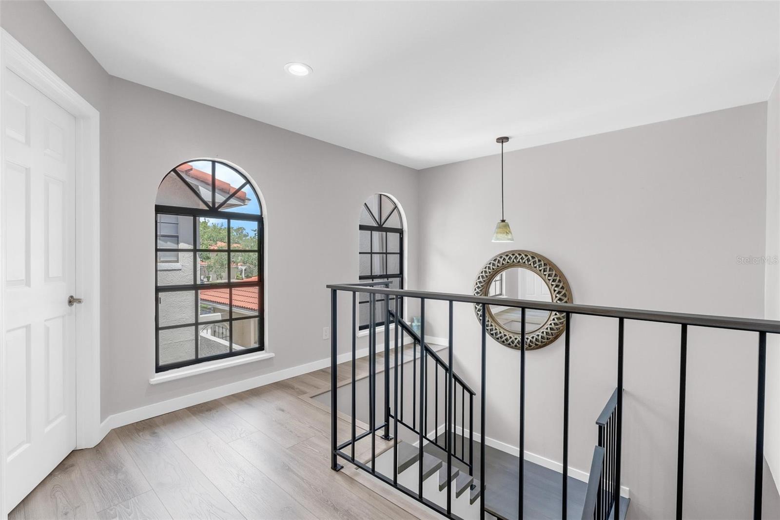 SANDPOINTE TWNHS SEC 06 - Residential