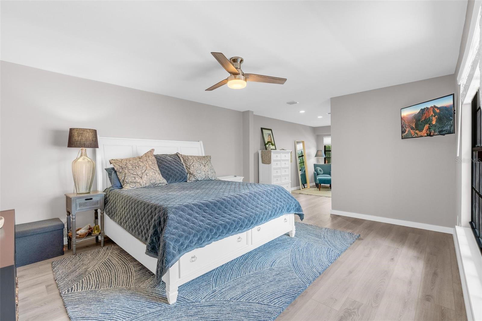 SANDPOINTE TWNHS SEC 06 - Residential